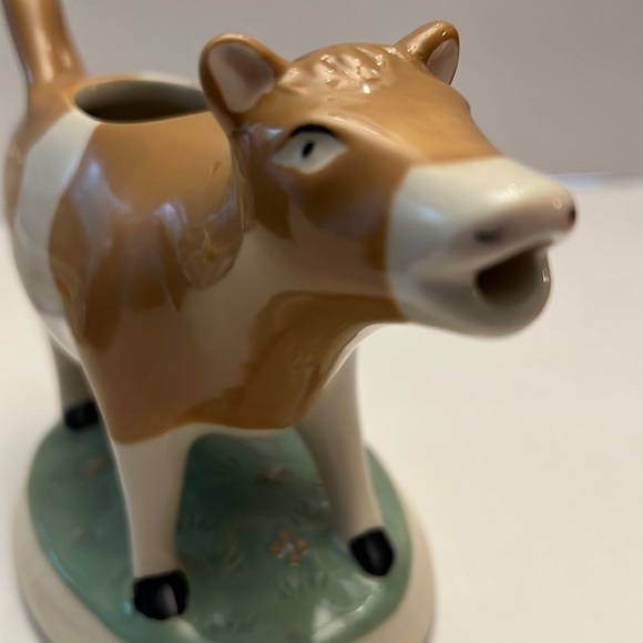 Pfaltzgraff Cow Creamer The Circle Of Kindness Jana Kolpen Mary Tiegreen 2006 - Picture 4 of 8